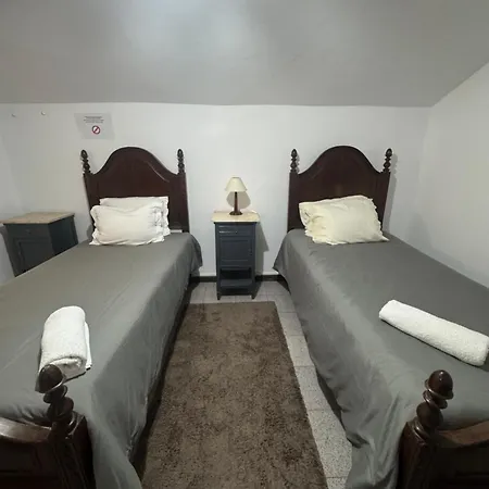 House Mariona Hostel Caminha