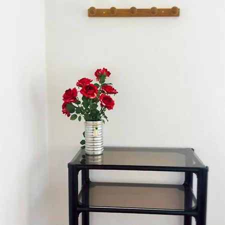 Hostel House Mariona