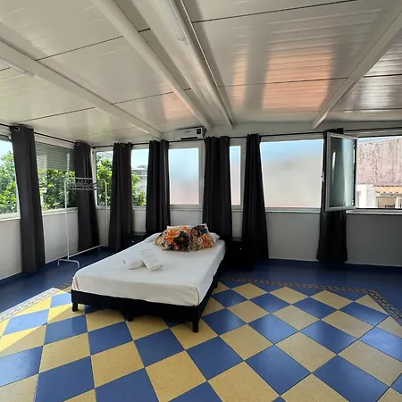 Hostel House Mariona