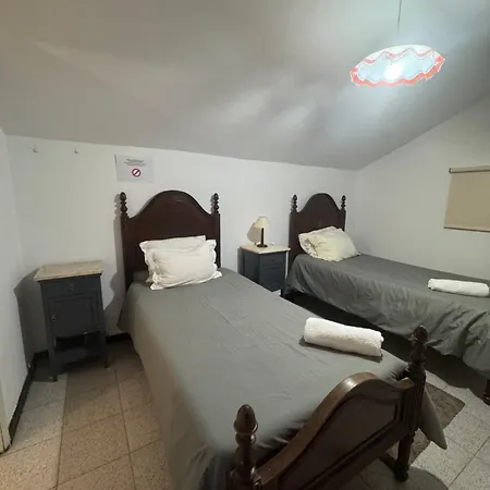 House Mariona Albergue Caminha