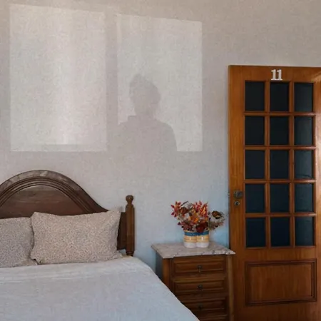 House Mariona 旅馆 *