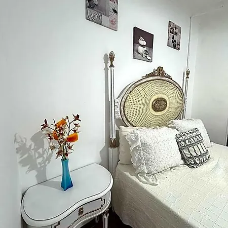 Хостел House Mariona