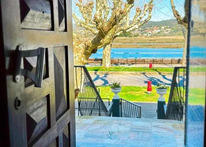 旅馆 House Mariona