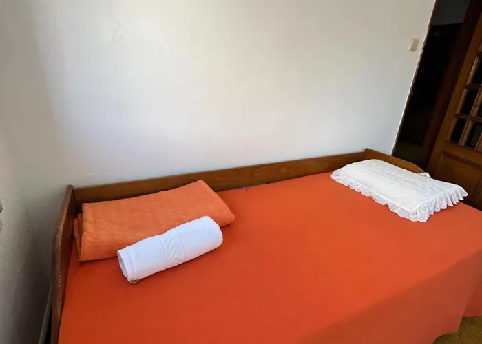 Hostel House Mariona *